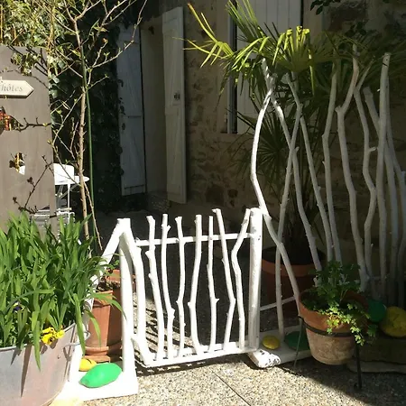 Chez Francoise Bed & Breakfast Limoux